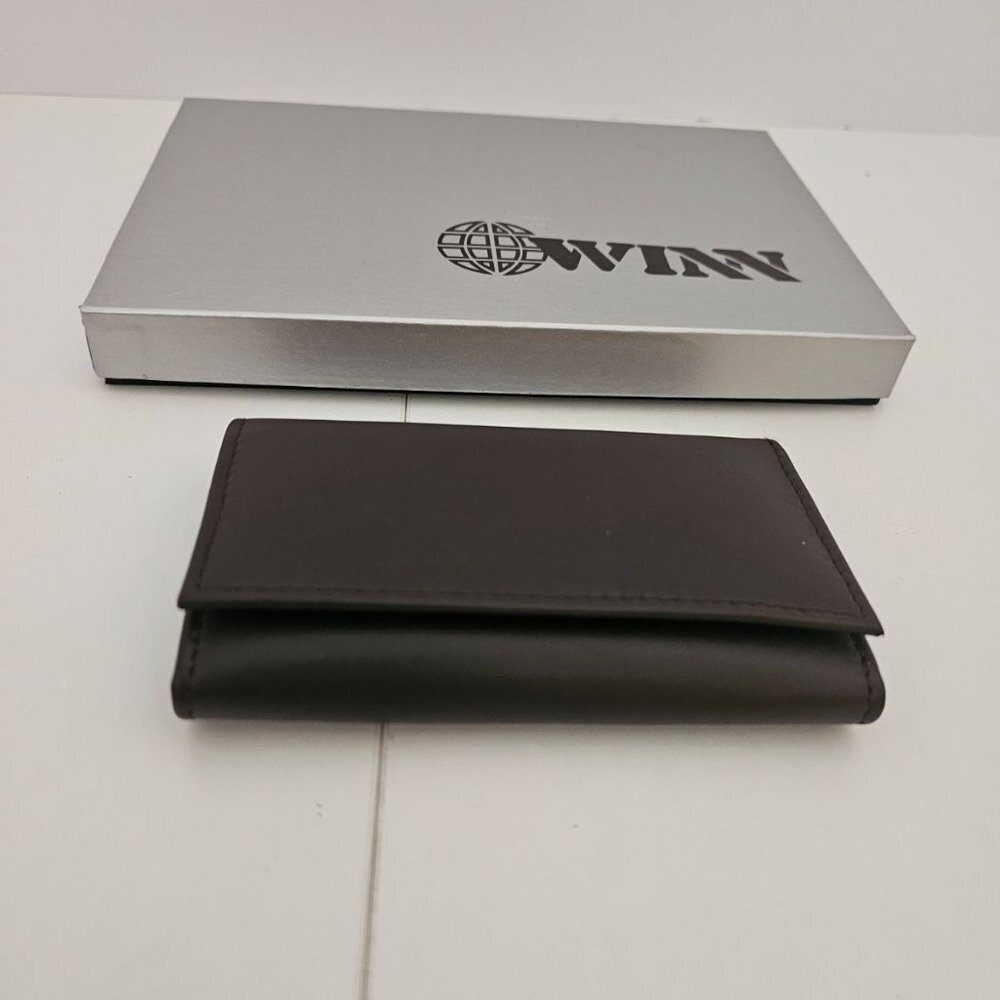 Winn International Cowhide Napa Leather Bavarian Key Case Brown